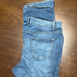Women’s Maurice’s size 20 jeans